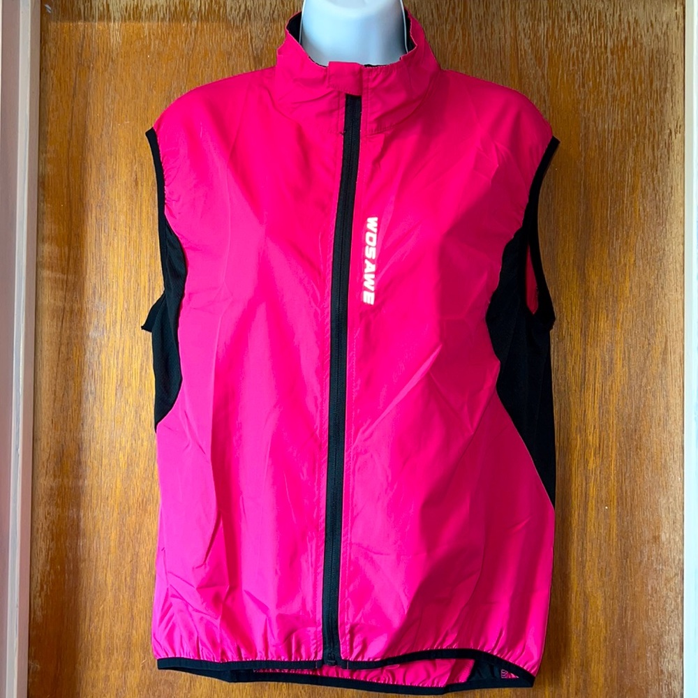 NWT WOSAWE Ultra Lightweight Cycling Vest (Large)